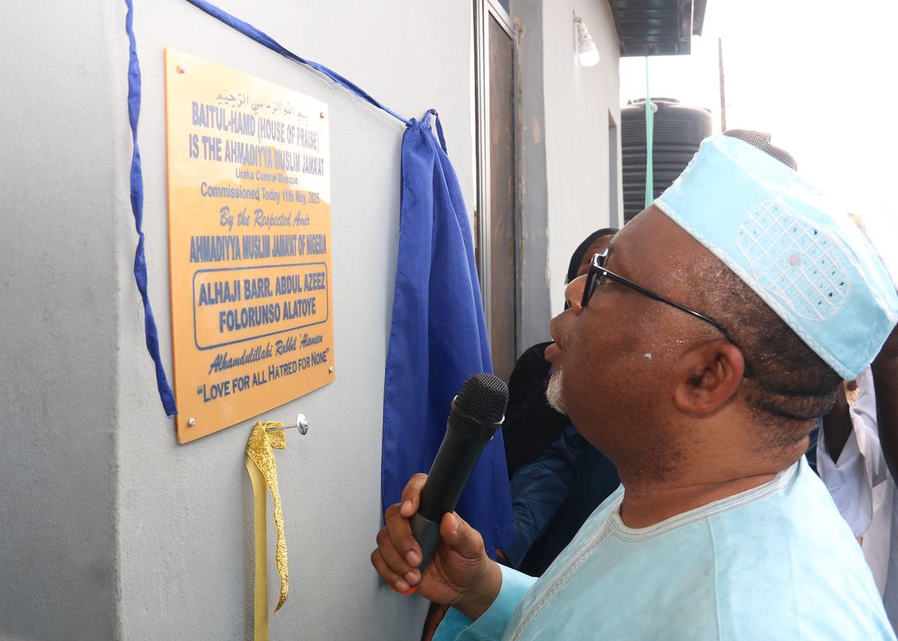 Amir Sahib Commissions New Mosque in Uraka, Epe