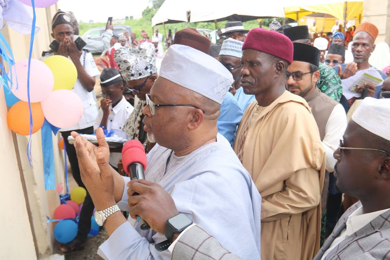 Masjid Mubarak and Mission House Recommissioned in Ijebu Imusin as Amir Sahib Calls for Peace and Qur’anic Values
