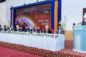 Ahmadiyya Head Warns Of Intensifying Global Hostilities and the Risk of Disastrous Nuclear War