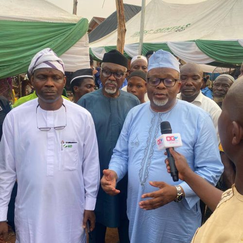 Amir sahib Alhaji Alatoye Folorunso AbdulAzeez Leads Delegation to Janazah of Alhaja Falilat Anike Oriyomi Salako, Mother of Honorable Minister of State for Health