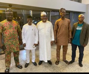 Safe Arrival of the Esteemed Amīr Sāḥib at Murtala Muhammed International Airport