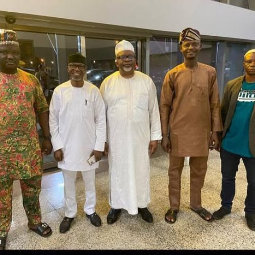 Safe Arrival of the Esteemed Amīr Sāḥib at Murtala Muhammed International Airport