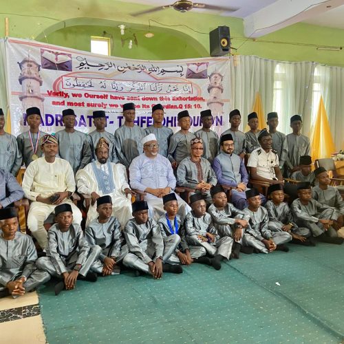Amir Ahmadiyya Nigeria Attends Graduation Ceremony of Madrasatut Tahfidhil Qur’an (Jamia Ahmadiyya)