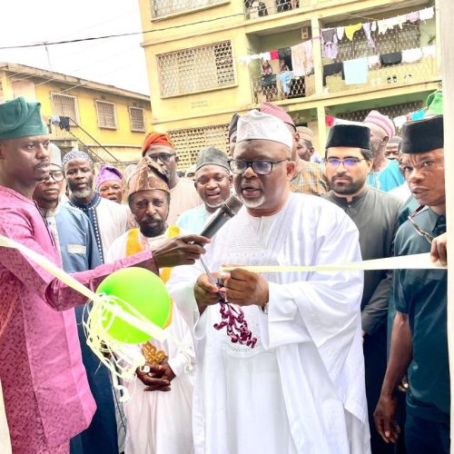 Amir AMJN Commissions New Mosques in Oke-Itunu, Ibadan (Oyo State) and Ifon-Osun (Osun State)