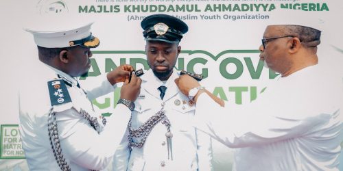 Amir Sahib Presides Over a Dignified Leadership Transition in MKAN