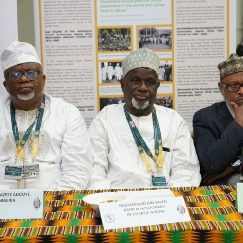 Unity and Recognition: Nigerian Delegation and Diaspora Gather for Historic Group Photo at Jalsa Salana UK 2026