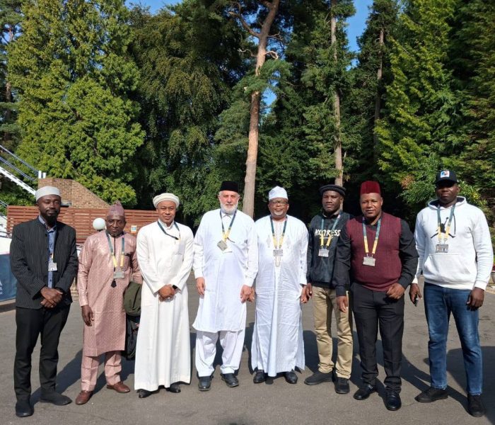 Amir Sahib Arrives in the UK Ahead of 60th Jalsa Salana