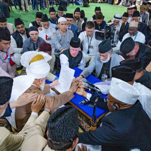 Over 668,000 People Join Ahmadiyya Muslim Community