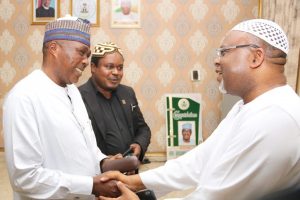 AHMADIYYA COMMUNITY VISITS KWARA GOVERNOR