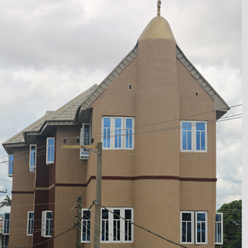 AHMADIYYA OPENS ULTRA-MODERN MOSQUE IN APATA