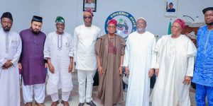 AHMADIYYA COMMUNITY PAYS COURTESY VISIT TO OSUN STATE GOVERNOR