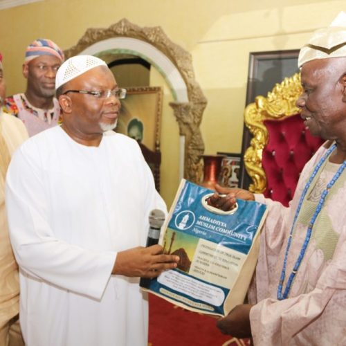 AMIR VISITS ALAAFIN OBA LAMIDI ADEYEMI