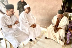 Amir AMJN Visits Ikoyi Ile Circuit, Extends Courtesies to Chief Imam