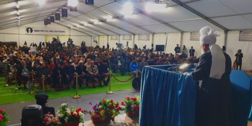 LATEST: “May justice and compassion prevail” – Hazrat Khalifatul Masih V to French dignitaries and guests at Jalsa Salana France