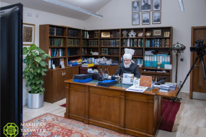Ahmadiyya Community Head Addresses Nigeria Branch in Virtual Meeting